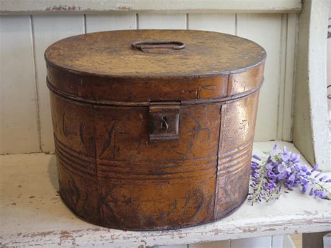 Victorian Antique Tin Metal Hat Box 